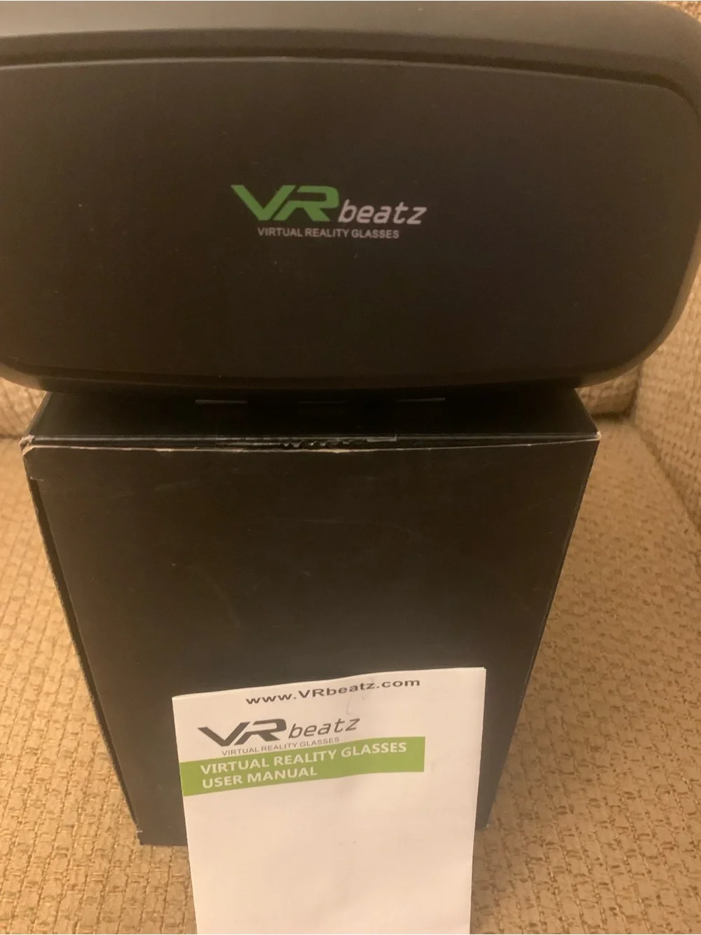 Black Smartphone VR Headset with Adjustable Focus
